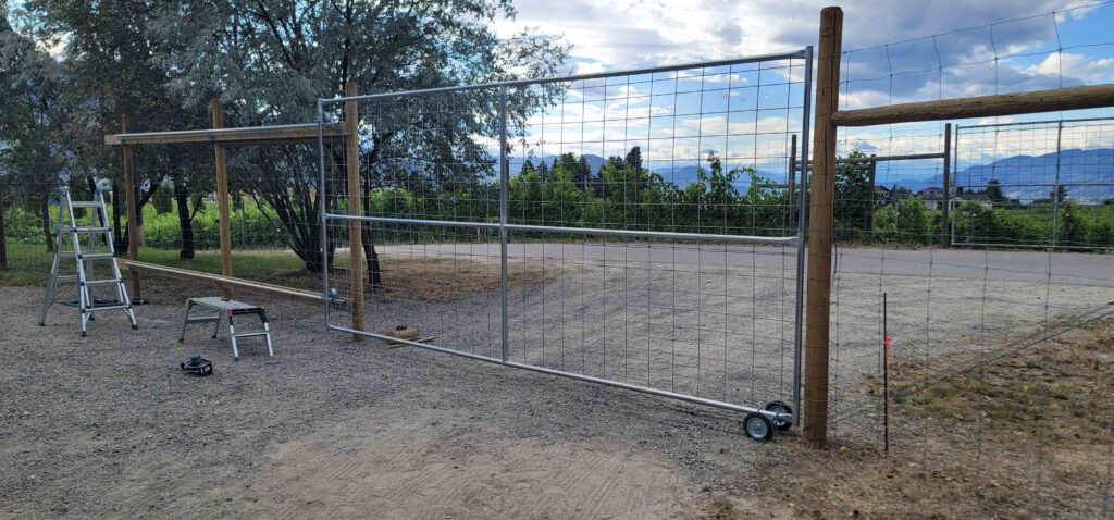 Barnay Contracting - Barcon - Fencing