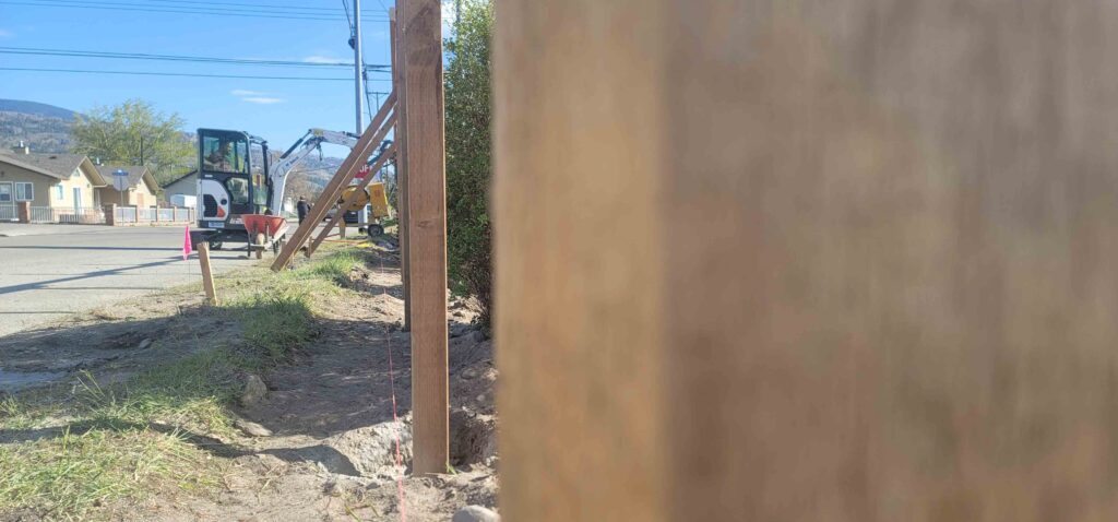 Barnay Contracting - Barcon - Fencing