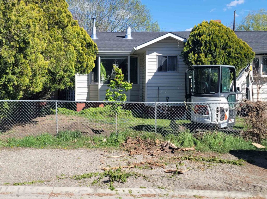 Barnay Contracting - Barcon Yard Cleanup Brush and Stump Removal